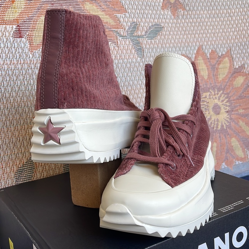 Converse WMNS A03252C
RUN STAR HIKE HI
DARK WINE/SADDLE/EGRET
Platforms - Picture 10 of 16